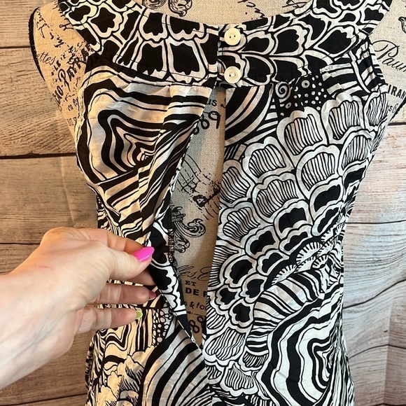 Trina Turk Casual Dress Black & White Abstract Design Cotton Silk Size Small - Picture 7 of 11